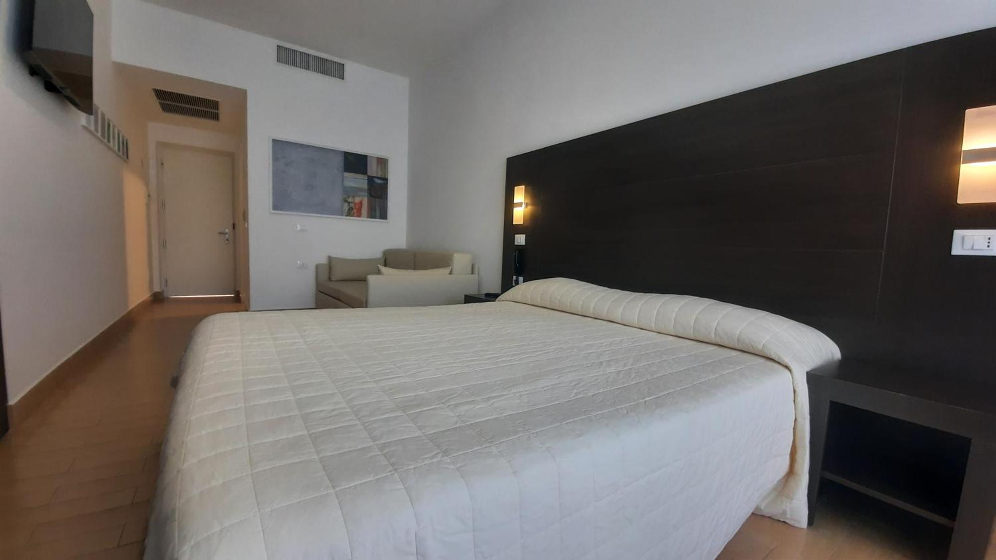 Moresco Park Hotel Sperlonga Extérieur photo