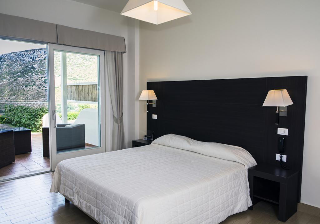 Moresco Park Hotel Sperlonga Extérieur photo